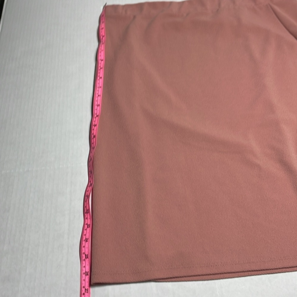 Elegant Pink Women's Skirt 3x - Picture 5 of 7